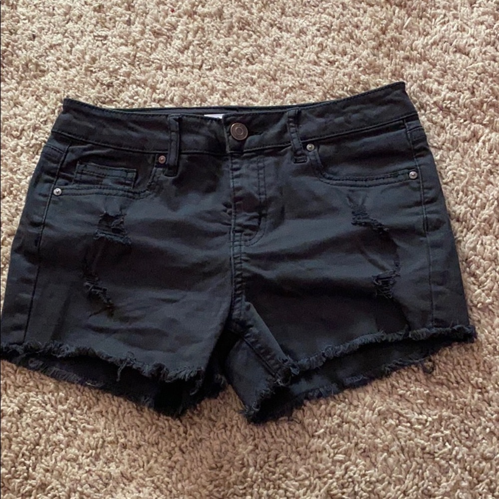black jean shorts